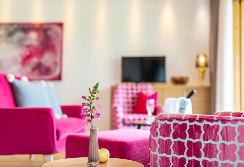 家庭小型套房, Der Verdinser Hof