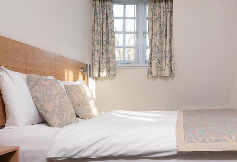 חדר סטנדרט, Fox Connaught London Excel