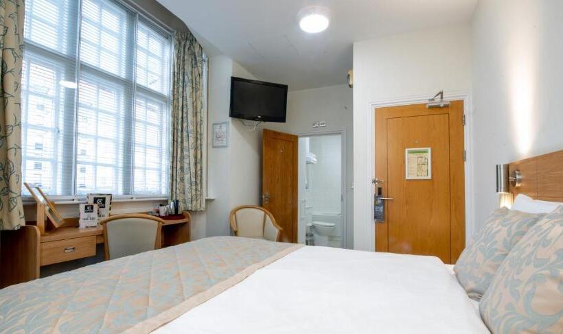 חדר סופריור, Fox Connaught London Excel