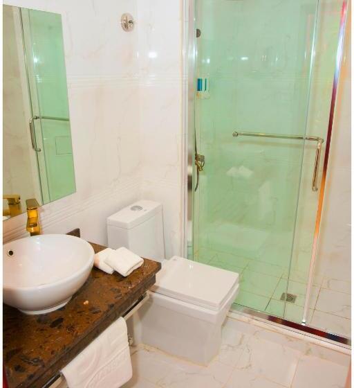 اتاق راحتی, Goldman Empire