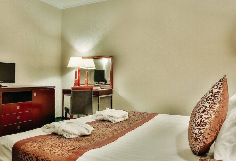 سوییت, Goldman Empire