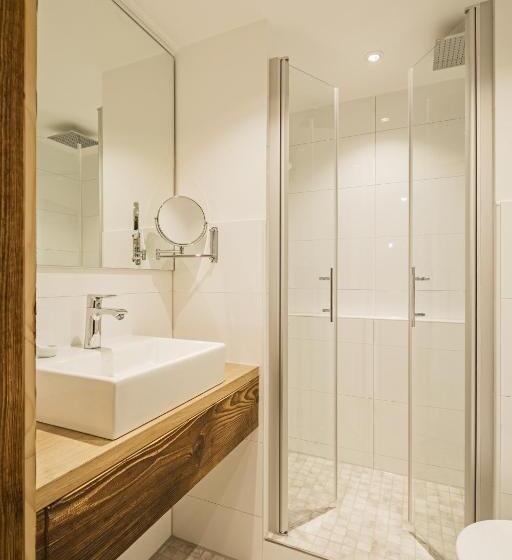 수피리어 룸, Kaufmann