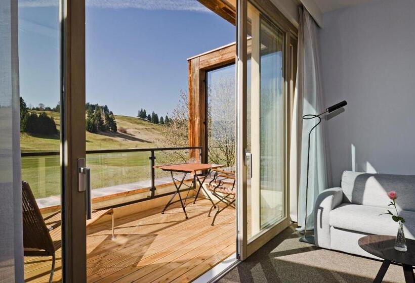 수피리어 스위트, Kaufmann