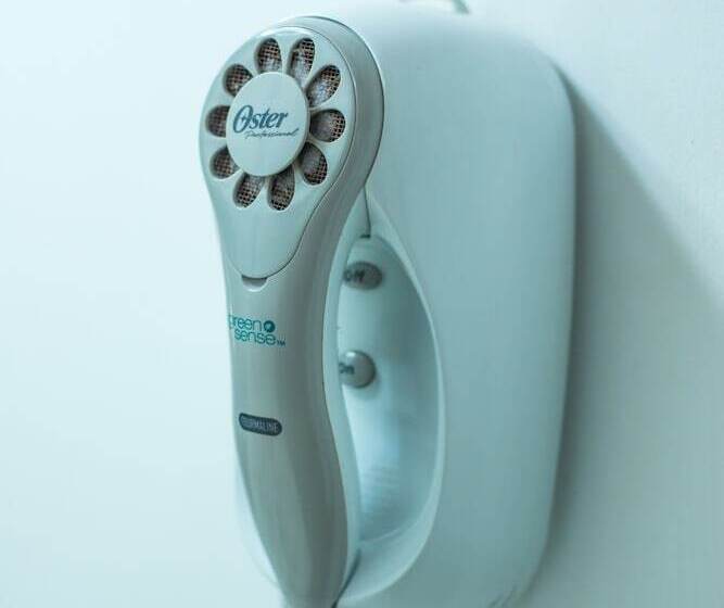 بنگله خانوادگی, Las Rocas Resort And Dive Center