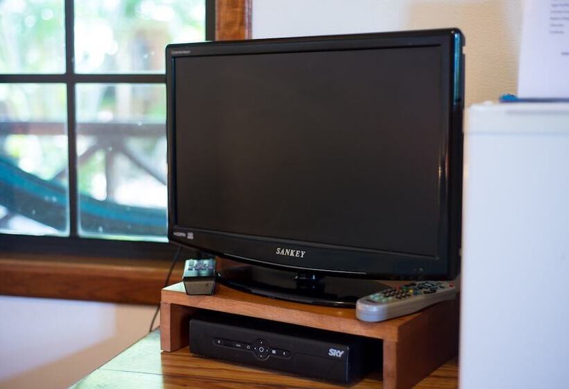 بانگلوی استاندارد, Las Rocas Resort And Dive Center