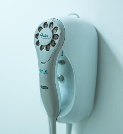 بنگله خانوادگی, Las Rocas Resort And Dive Center