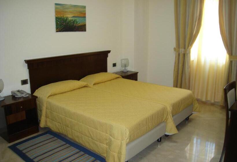 Номер Стандарт Трехместный, Le Palme