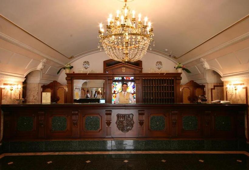 Junior suite with river view, Leopold I