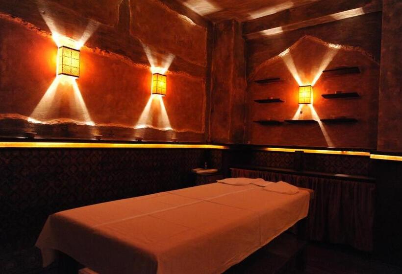 اتاق کلاس بیزنس, Leopold I