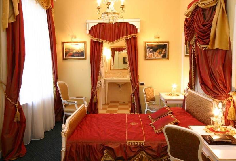 Junior suite with river view, Leopold I