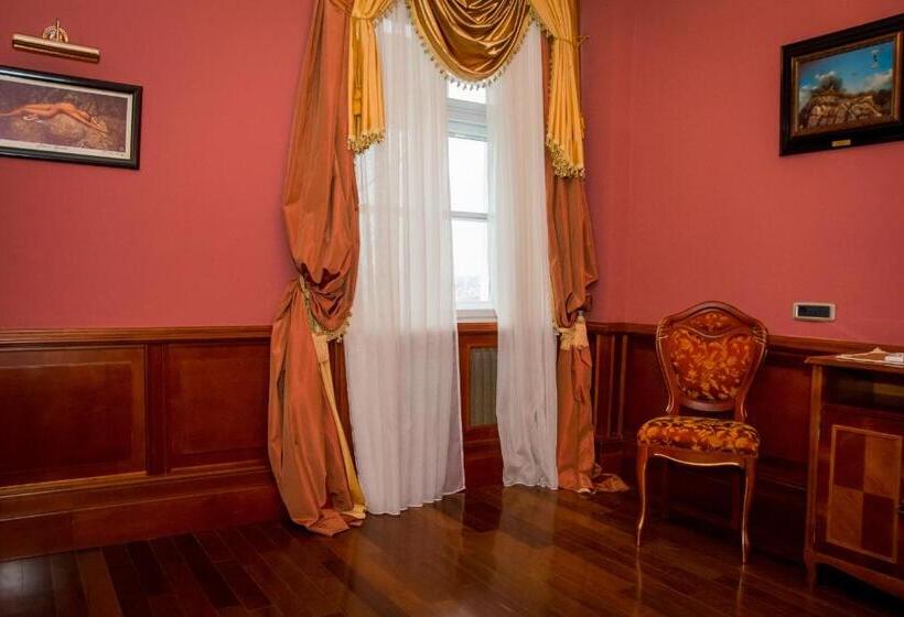 سوئیت پرزیدنت, Leopold I