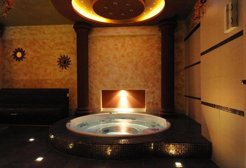 سوییت خانوادگی, Leopold I