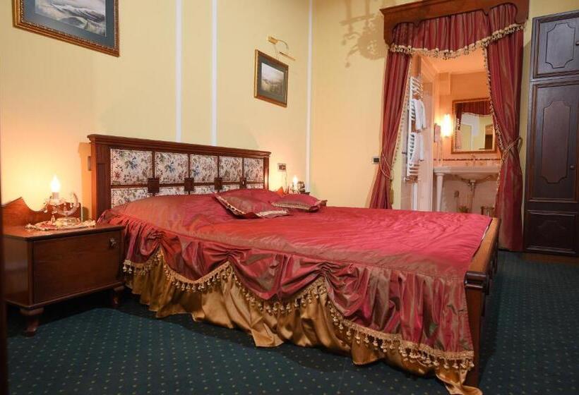 سوییت خانوادگی, Leopold I