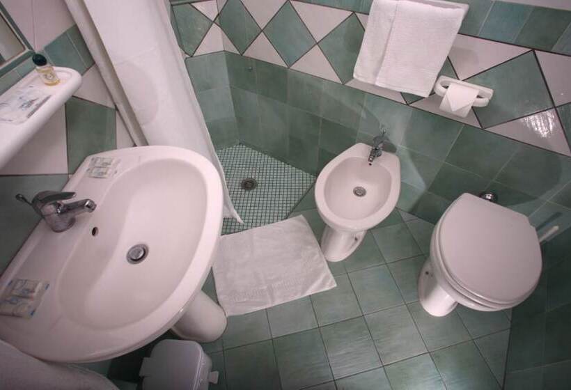 إستوديو قياسى مطل على البحر, & Residence Matarese