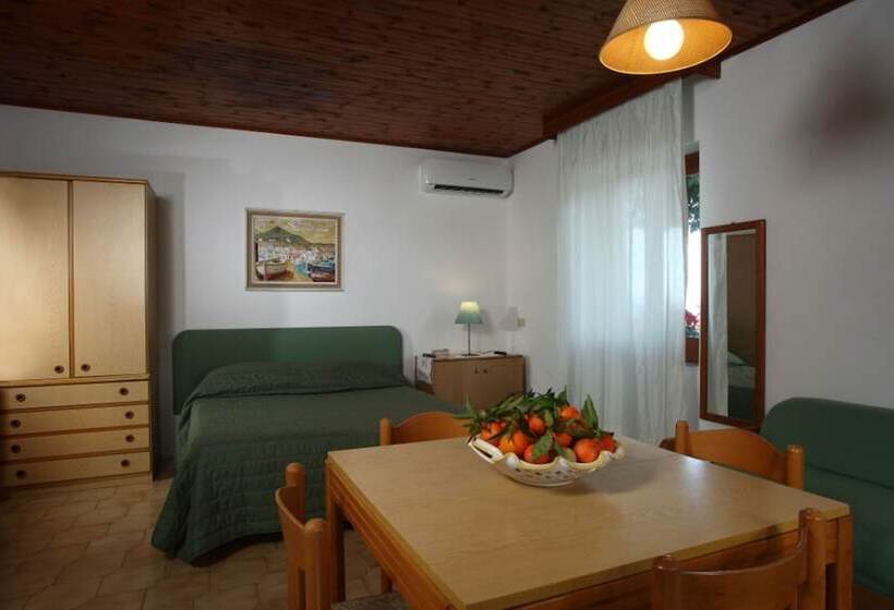 إستوديو قياسى مطل على البحر, & Residence Matarese