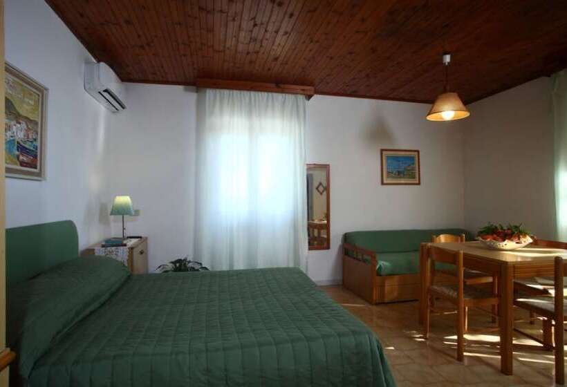 إستوديو قياسى مطل على البحر, & Residence Matarese