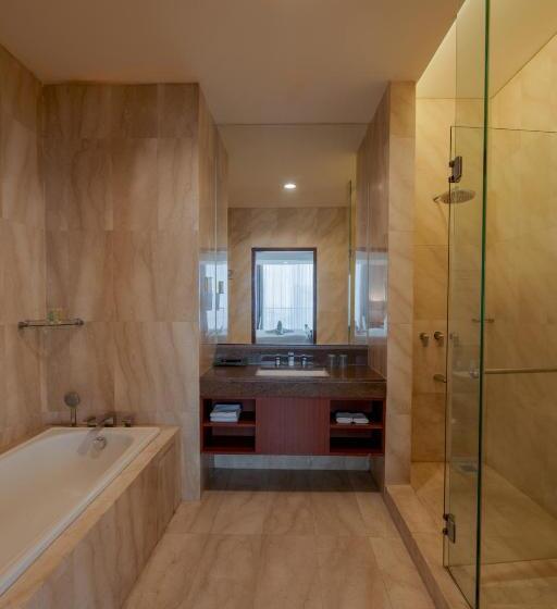 סוויטה אקזקיוטיב, The Capital Hotel Surabaya