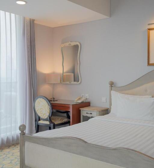 סוויטה אקזקיוטיב, The Capital Hotel Surabaya