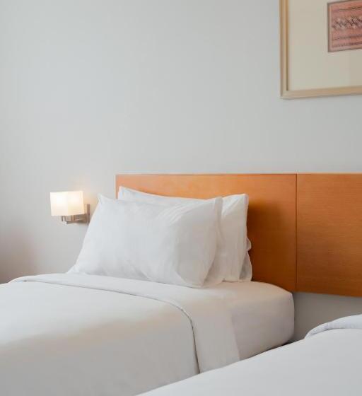 חדר דלוקס, The Capital Hotel Surabaya