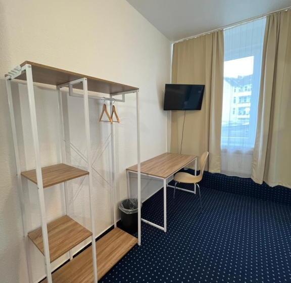 スタンダードシングルルーム, Schwarzer Bar