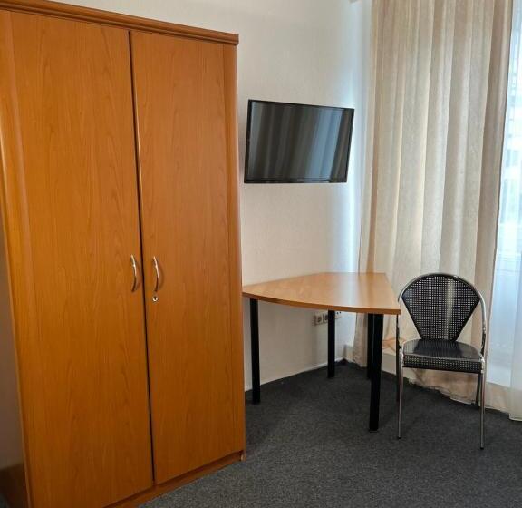 スタンダードルーム, Schwarzer Bar