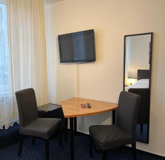 スタンダードルーム, Schwarzer Bar