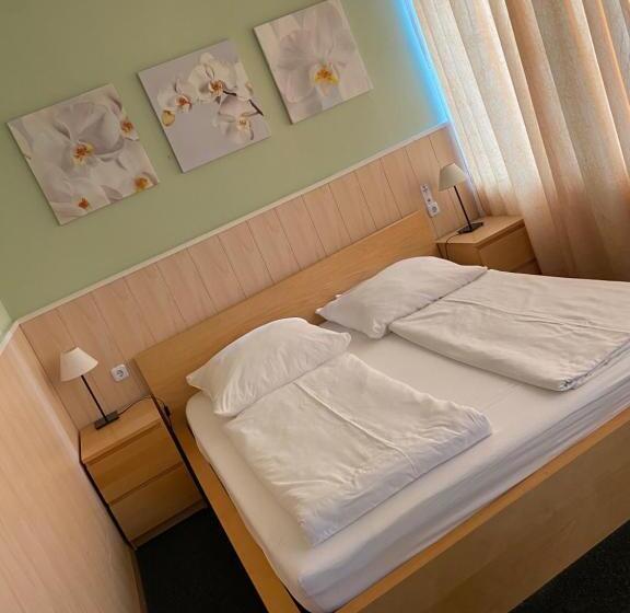 スタンダードルーム, Schwarzer Bar