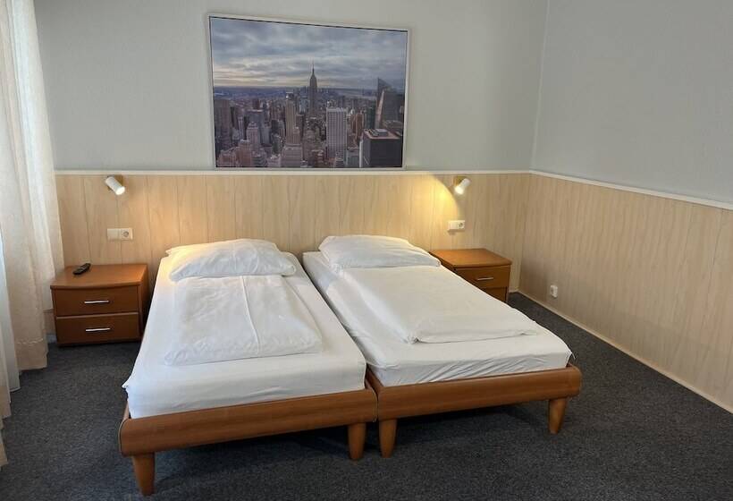 スタンダードルーム, Schwarzer Bar