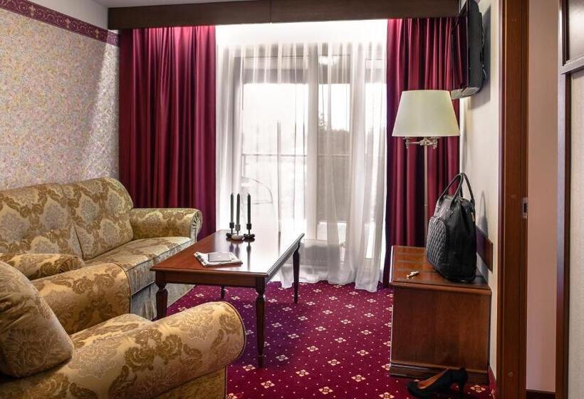 Deluxe Suite Sea View, Spa Amber Palace