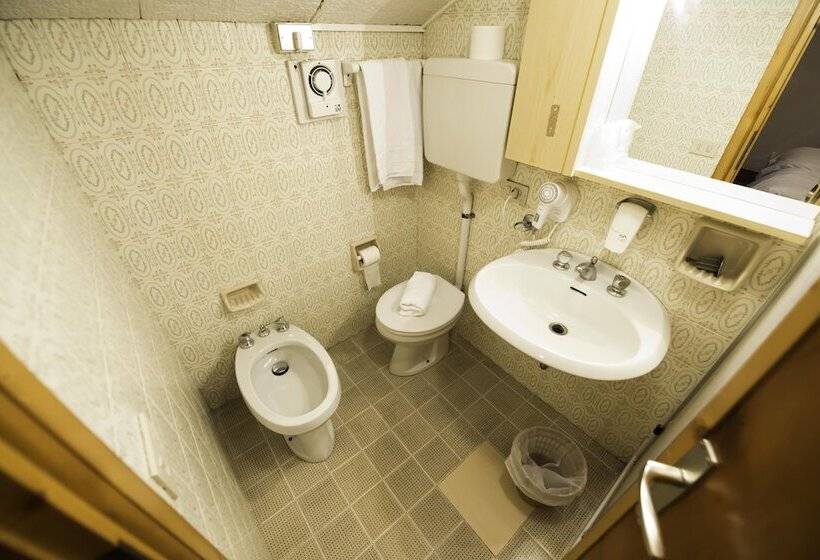 エコノミールーム, Teola