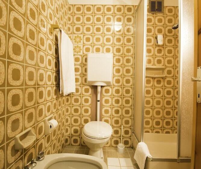 バルコニー付きスタンダードルーム, Teola