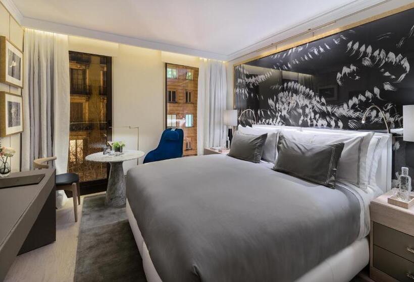 Deluxe Room City View