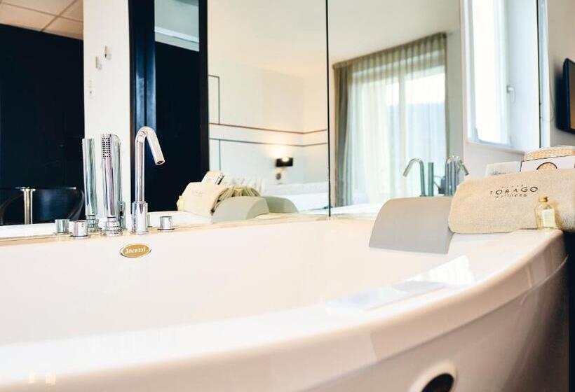 标准间带漩涡浴缸, Tobago