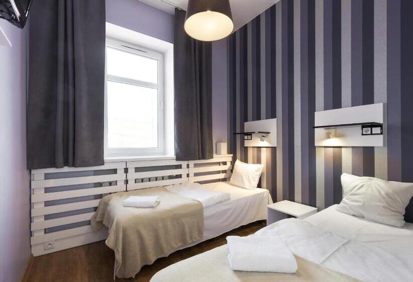 اتاق استاندارد, Traffic Poznań Stare Miasto