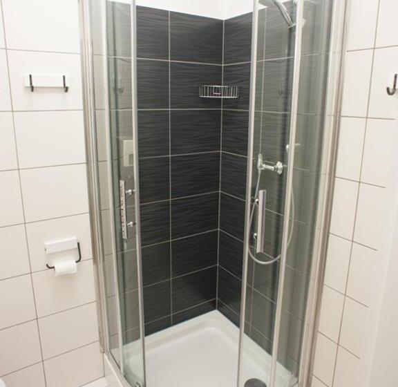 اتاق استاندارد چهار تخته, Traffic Poznań Stare Miasto