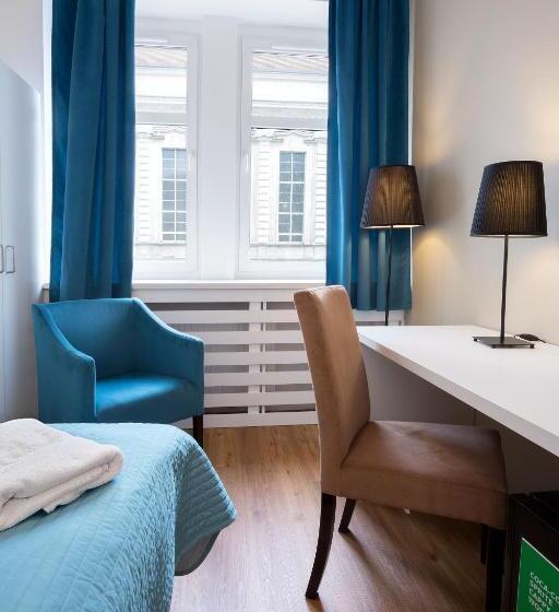 اتاق راحتی یک تخته, Traffic Poznań Stare Miasto