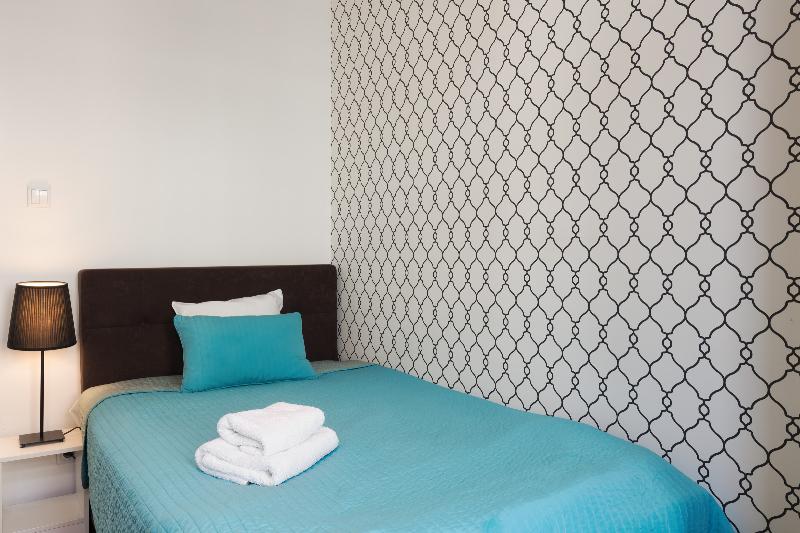 اتاق راحتی یک تخته, Traffic Poznań Stare Miasto