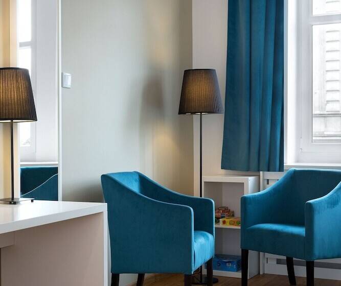 اتاق خانوادگی, Traffic Poznań Stare Miasto