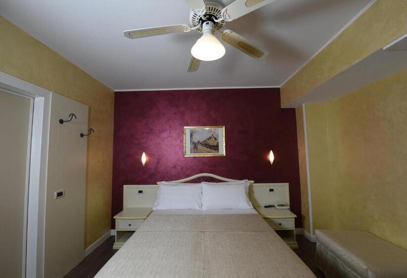 Üç Kişilik Standart Oda, New Automatic Villa Daniela