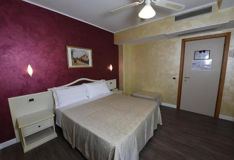 Üç Kişilik Standart Oda, New Automatic Villa Daniela