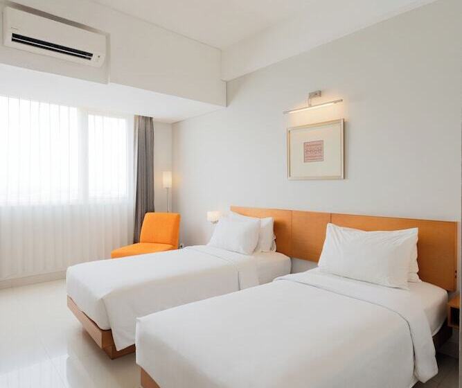 חדר דלוקס, The Capital Hotel Surabaya