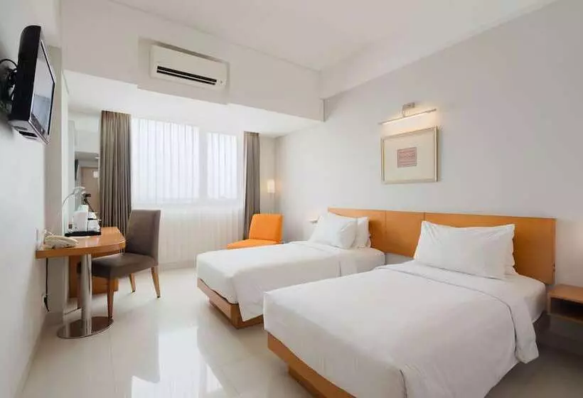 デラックスルーム, The Capital Hotel Surabaya