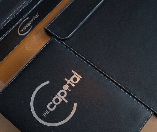 חדר דלוקס, The Capital Hotel Surabaya