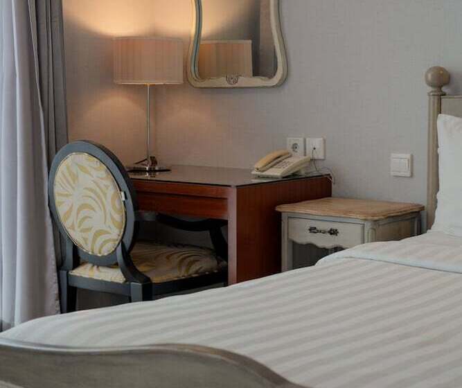 סוויטה אקזקיוטיב, The Capital Hotel Surabaya