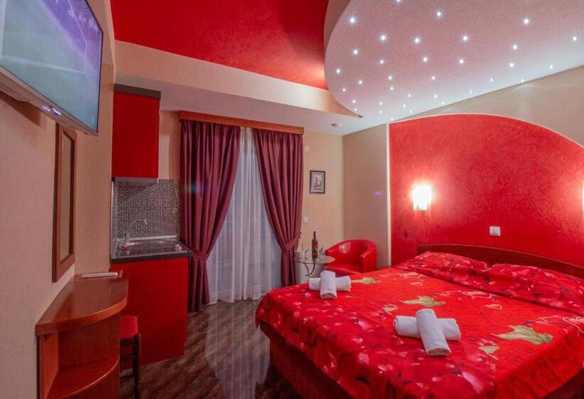 اتاق استاندارد با بالکن, Villa Dislievski