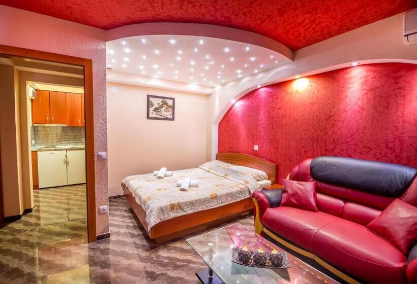 آپارتمان 2 خوابه با بالکن, Villa Dislievski