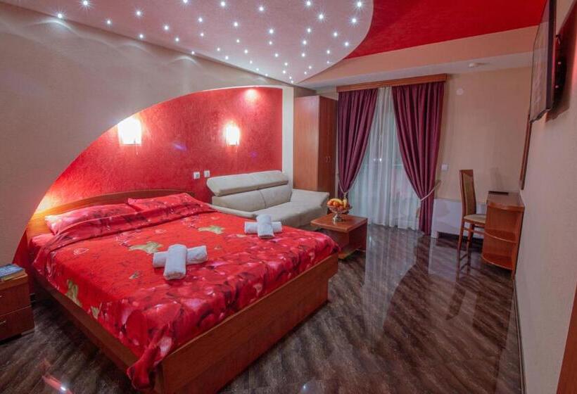 اتاق استاندارد سه نفره, Villa Dislievski