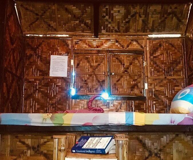 اتاق ساده سه نفره, Villa Atlas Guesthouse