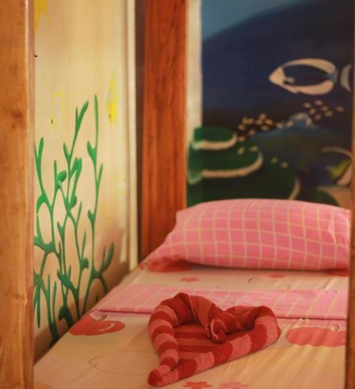 تختخواب در اتاق مشترک, Villa Atlas Guesthouse