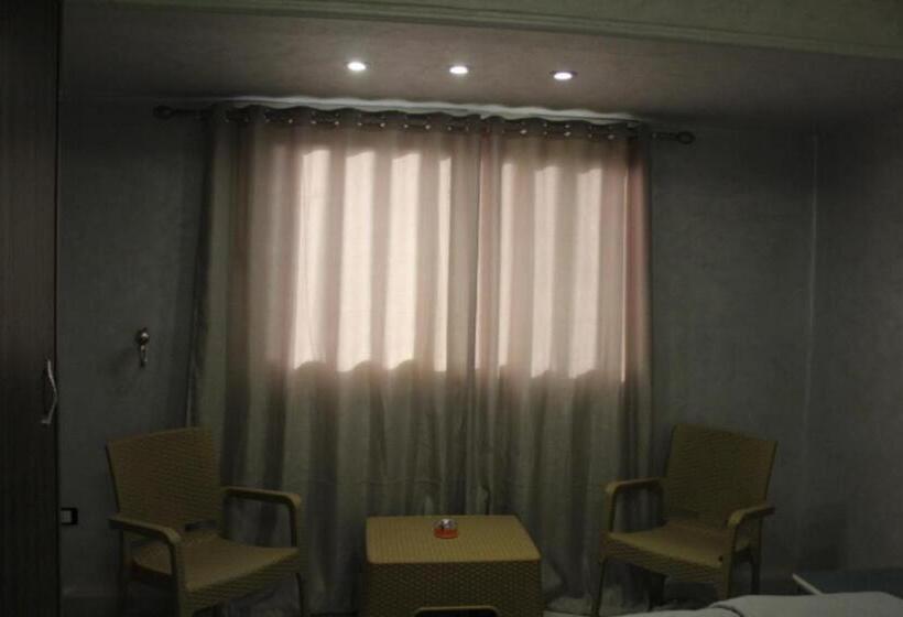 スタンダード４人部屋, Hostel Sunset Down Town